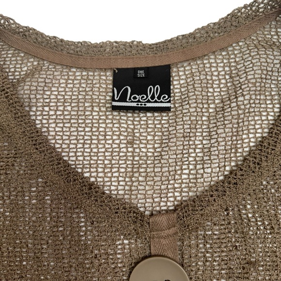 Noelle Beige One Size Loose Knit Big Button Sweater Top - Picture 7 of 9